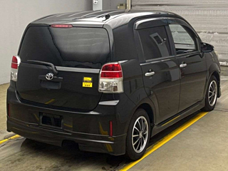 TOYOTA SPADE 2012