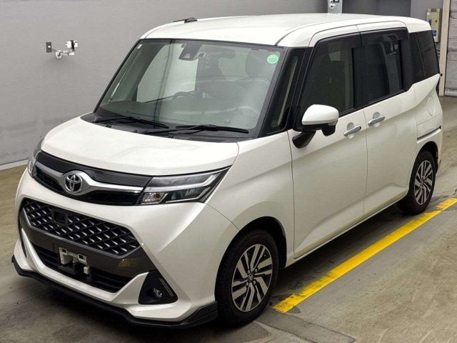 TOYOTA TANK 2018