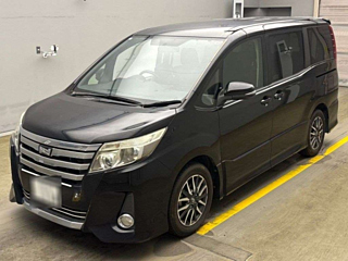 TOYOTA NOAH 2014