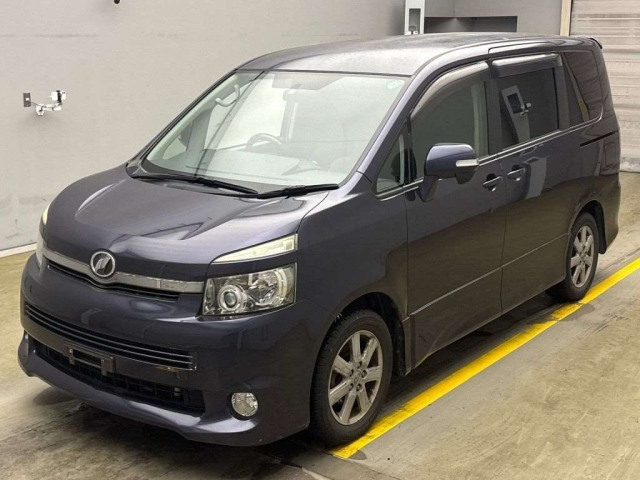 TOYOTA VOXY 2008