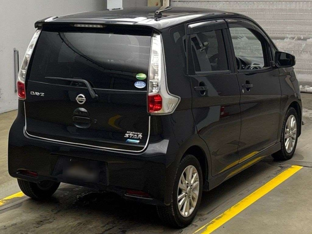 NISSAN DAYZ 2014