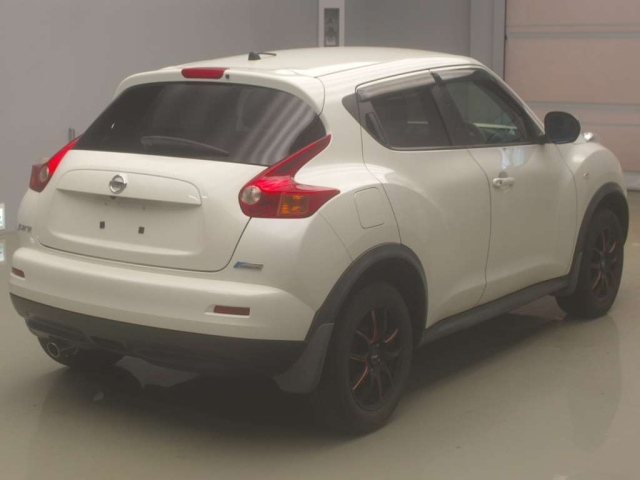 NISSAN JUKE 2012
