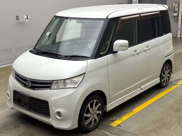 NISSAN ROOX 2012
