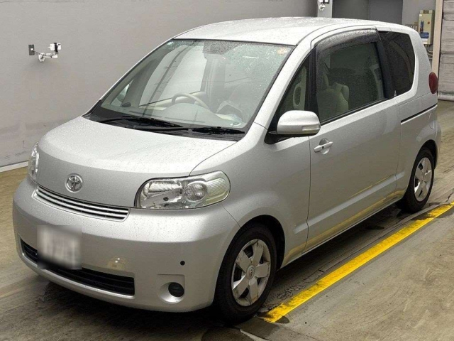 TOYOTA PORTE 2008