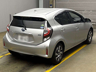 TOYOTA AQUA 2020
