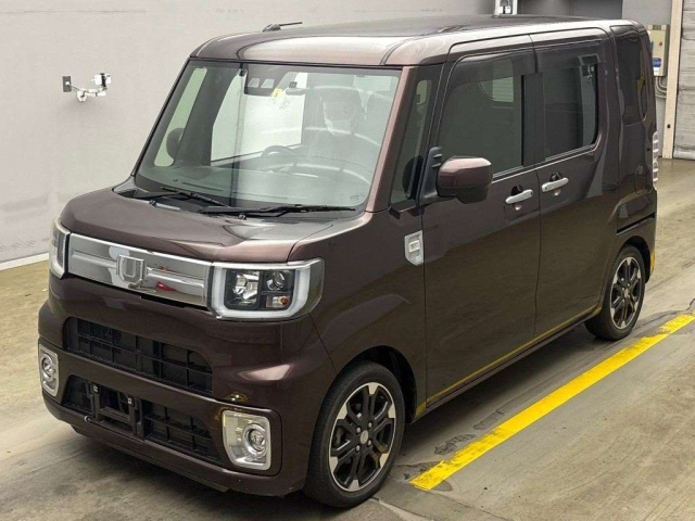 DAIHATSU WAKE 2018