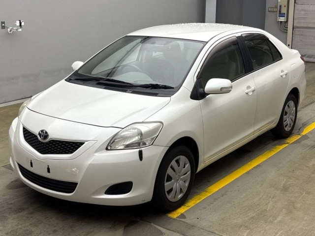TOYOTA BELTA 2010