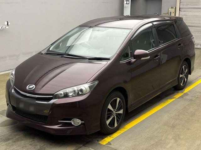 TOYOTA WISH 2012