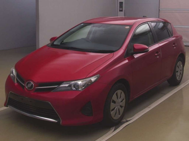 TOYOTA AURIS 2014