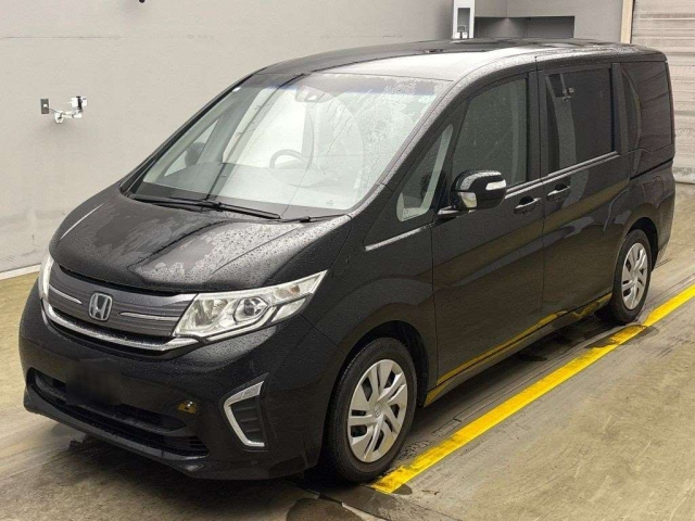 HONDA STEP WAGON 2016