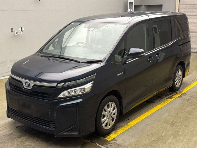 TOYOTA VOXY 2018