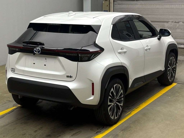 TOYOTA YARIS CROSS 2023