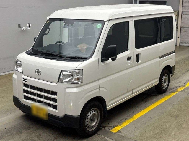 TOYOTA PIXIS VAN 2022