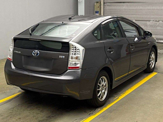 TOYOTA PRIUS 2011