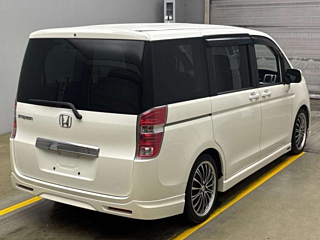 HONDA STEP WAGON 2010