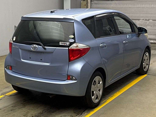 TOYOTA RACTIS 2011