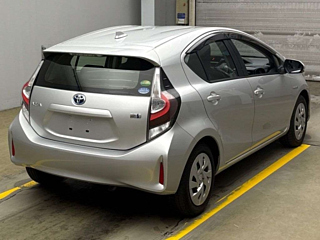 TOYOTA AQUA 2020