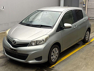 TOYOTA VITZ 2012