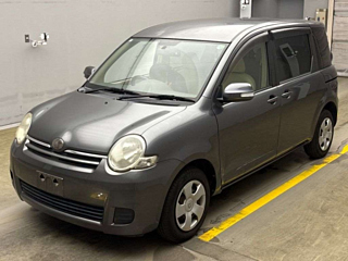 TOYOTA SIENTA 2010