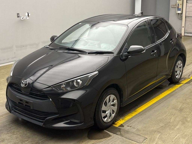 TOYOTA YARIS 2021