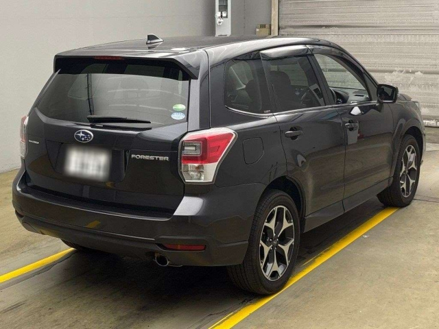 SUBARU FORESTER 2015