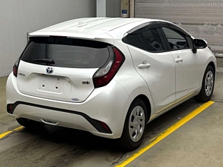 TOYOTA AQUA 2022