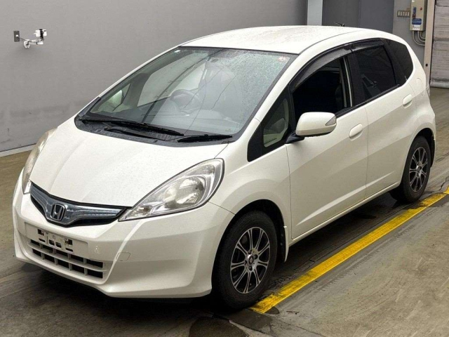 TOYOTA ISIS 2012