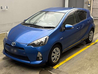 TOYOTA AQUA 2014