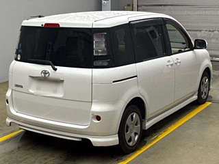 TOYOTA SIENTA 2012