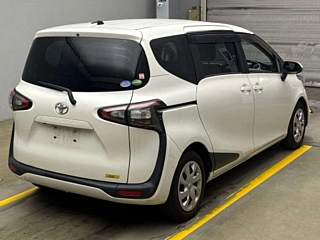 TOYOTA SIENTA 2018