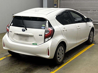 TOYOTA AQUA 2018