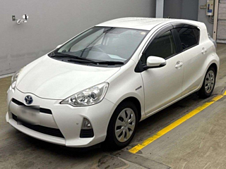 TOYOTA AQUA 2014