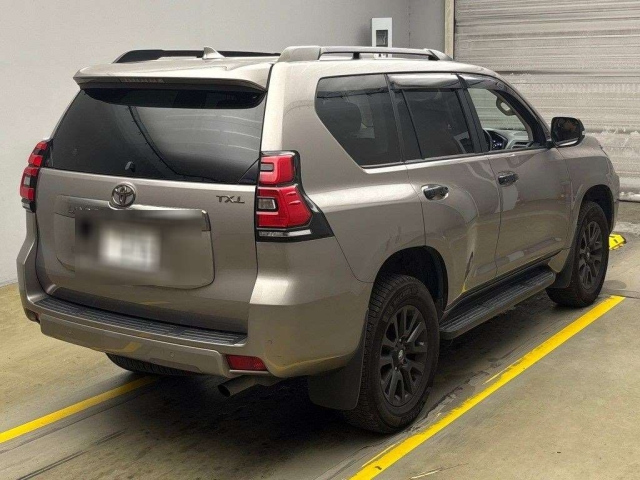 TOYOTA LAND CRUISER PRADO 2021
