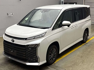TOYOTA VOXY 2022