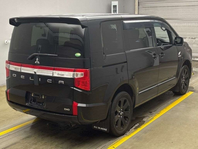 MITSUBISHI DELICA D5 2019