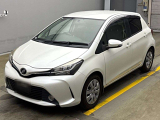 TOYOTA VITZ 2014