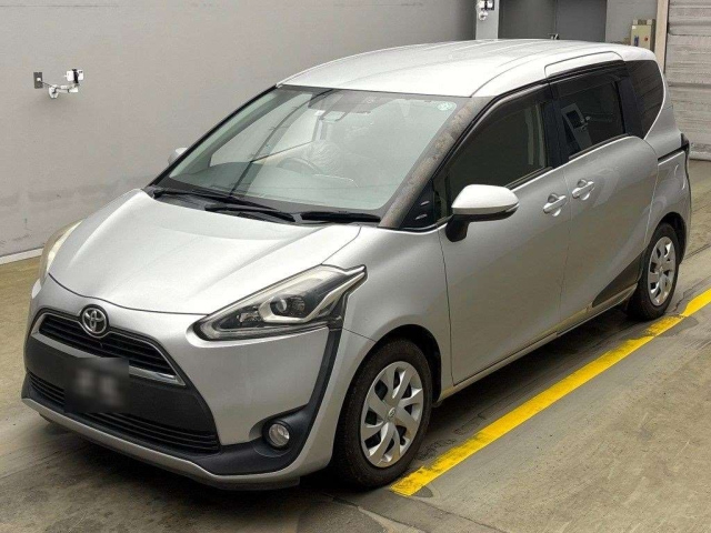 TOYOTA SIENTA 2016
