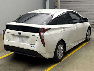 TOYOTA PRIUS 2017