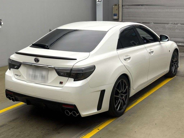 TOYOTA MARK X 2019