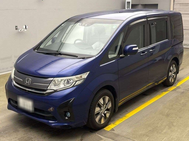 HONDA STEP WAGON 2015