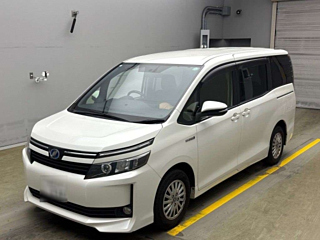 TOYOTA VOXY 2015