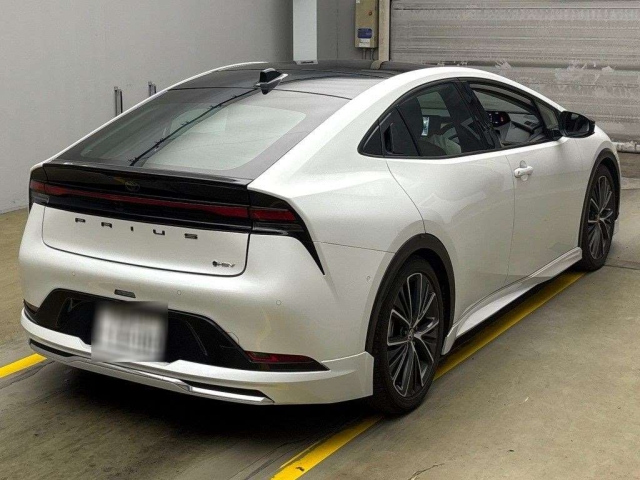 TOYOTA PRIUS 2023