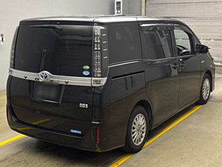 TOYOTA VOXY 2015