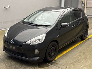 TOYOTA AQUA 2012