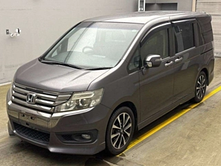 HONDA STEP WAGON 2014