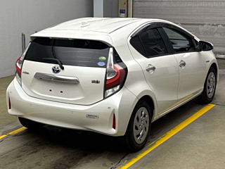 TOYOTA AQUA 2018
