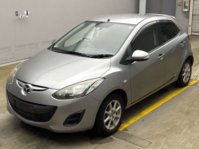 MAZDA DEMIO 2011