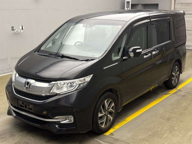 HONDA STEP WAGON 2017