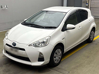 TOYOTA AQUA 2014