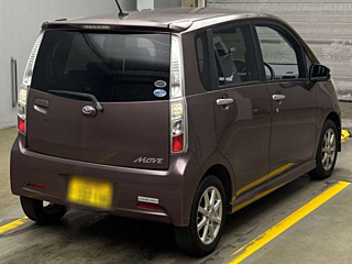 DAIHATSU MOVE 2011